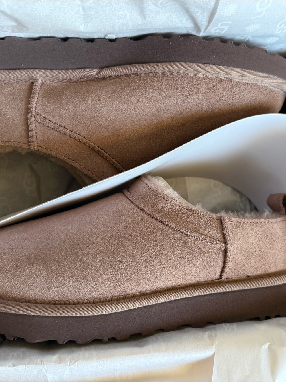 NEW IN BOX Ugg Women’s Classic Micro in Rocky Oak, Size 9